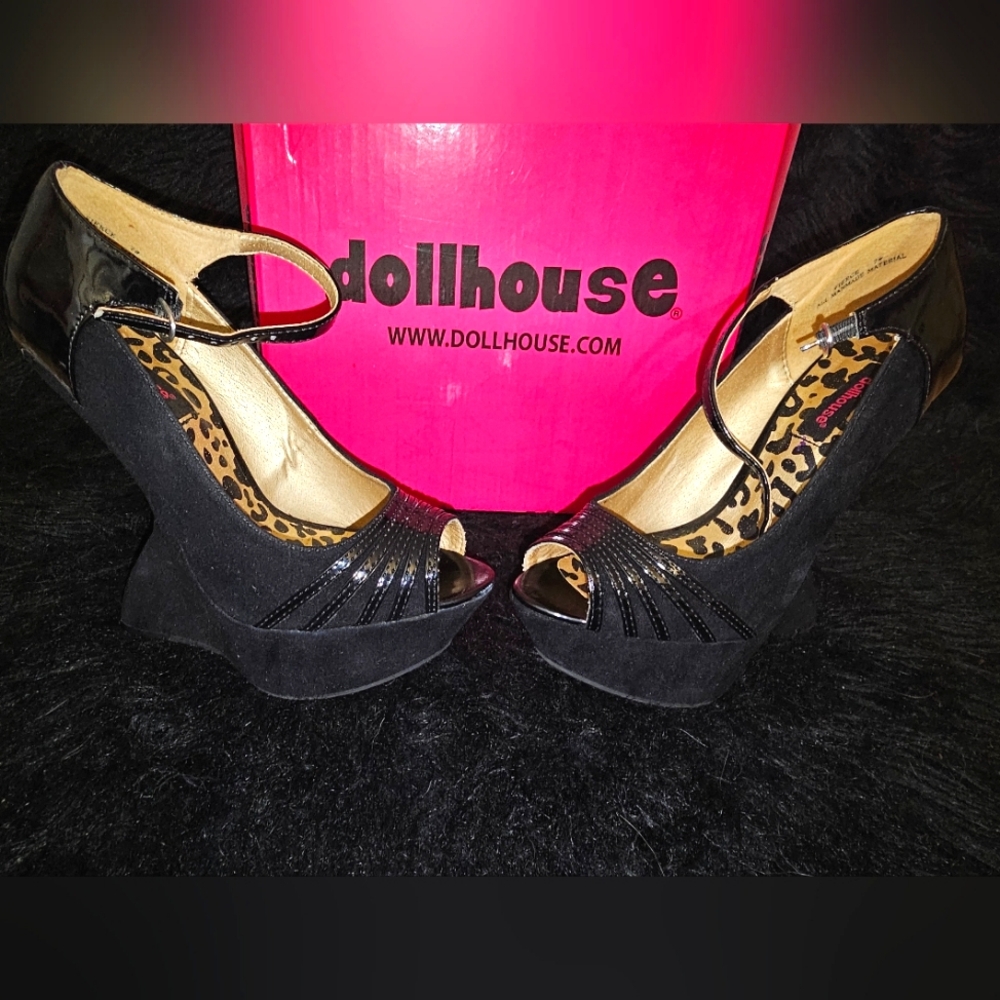 DOLLHOUSE Black Suede FIERCE SIZE 7